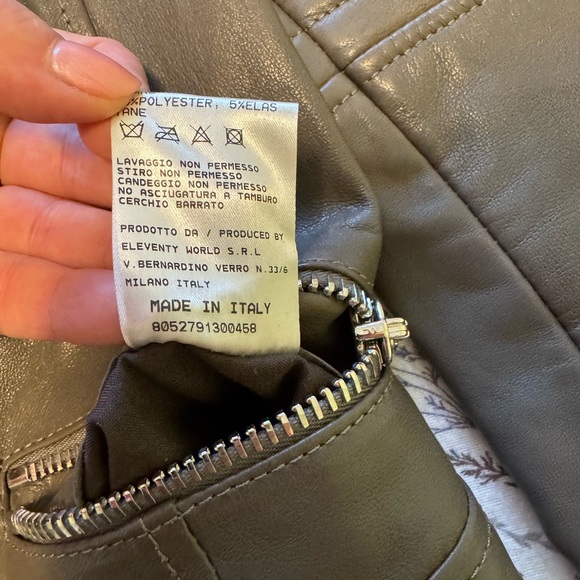 Women's Leather Biker Jacket - Gray - Picture 6 of 8